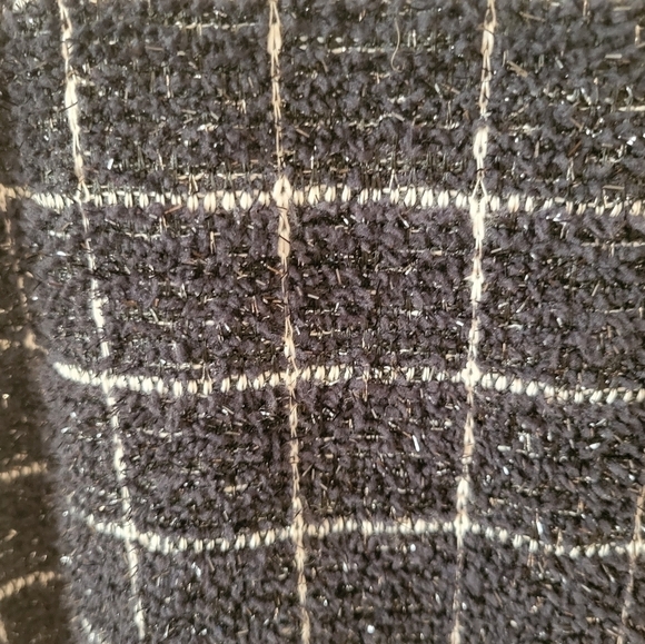 Cato Metallic Thread Faux Wrap Skirt Size Medium - Picture 4 of 4